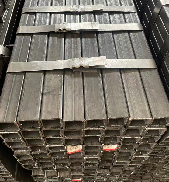 中山工业用梯子 镀锌管焊接梯子 铁梯子方管梯